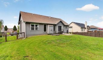 16913 Juniper Dr, Basehor, KS 66007