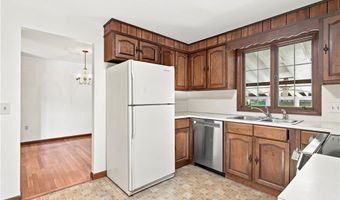 31 Monica Dr, Cumberland, RI 02864