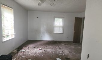 203 S Valencia Dr, Albany, GA 31707