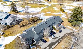 62 Nipmuc Trl C, North Providence, RI 02904