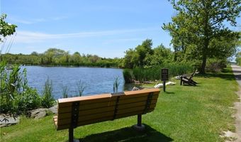 272 N Farm Dr, Bristol, RI 02809