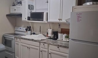 3320 Joycliff Rd, Macon, GA 31211
