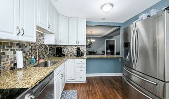 2096 Hidden Hollow Ln, Akron, OH 44313