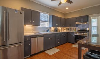 306 N JEFFERSON St, Abingdon, IL 61410