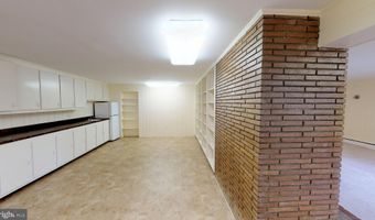 4740 34TH St N, Arlington, VA 22207