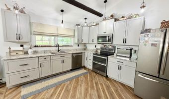307 Meadow View Dr, Arthurdale, WV 26520