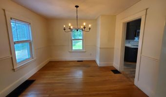84 14th St, Bangor, ME 04401