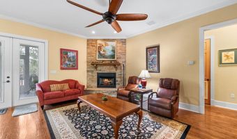 6120 NW 55th St, Bell, FL 32619