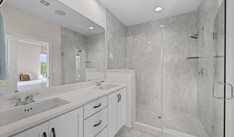 20305 SAVIN HILL Dr, Ashburn, VA 20147