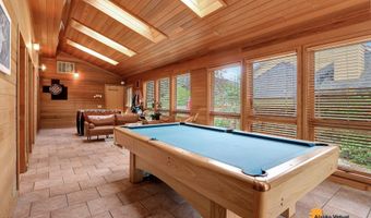 7521 Labrador Cir, Anchorage, AK 99502