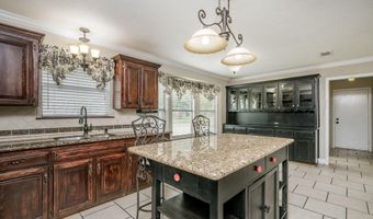 6701 BLACKSMITH Ln, Amarillo, TX 79109