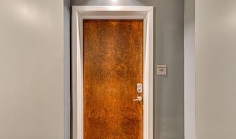 6301 EDSALL Rd 122, Alexandria, VA 22312