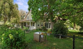 19 Panciera Ln, Hopkinton, RI 02804