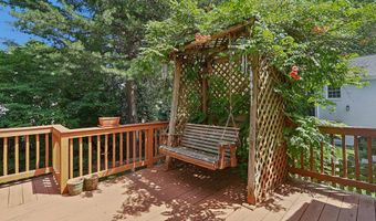 5719 NEWINGTON Rd, Bethesda, MD 20816