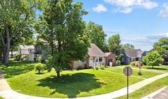 300 W 3RD Ave, Barrington, NJ 08007