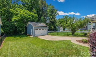 3430 Cosby Pl, Charlotte, NC 28205