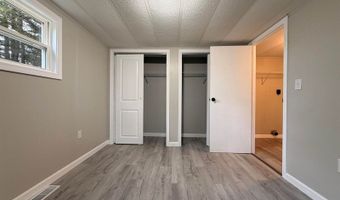 48 Bushey St, Ashland, ME 04732