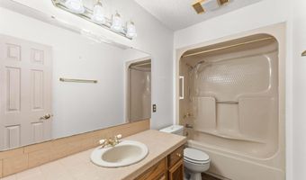 14 Carwin Dr, Benton, AR 72015