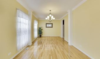 501 Tuscany Dr, Algonquin, IL 60102