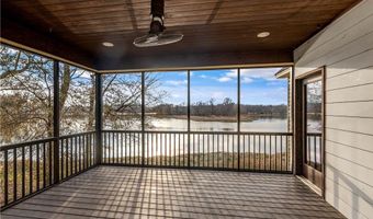 1388 Cypress Pointe Dr, Akron, AL 35449
