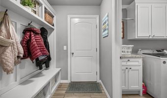 4002 SW Flatrock Cv, Bentonville, AR 72713