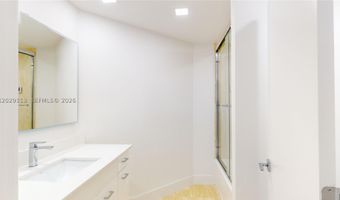 21050 NE 38th Ave 305, Aventura, FL 33180