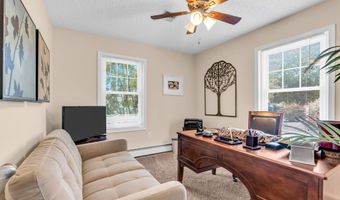 82 Spinnaker Ct, Bayville, NJ 08721