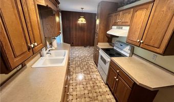 2543 Burlingham Dr, Ashtabula, OH 44004