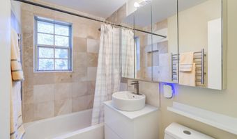 2707 S WALTER REED Dr S A, Arlington, VA 22206