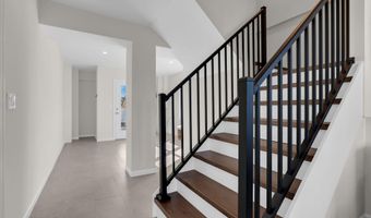 42 Carlyle Dr, Bayville, NJ 08721