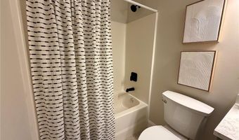 7633 Genesta St, Affton, MO 63123