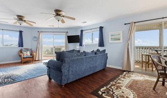 6 Kingfish St, Alligator Point, FL 32346