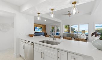 102 TUNA St, Anna Maria, FL 34216