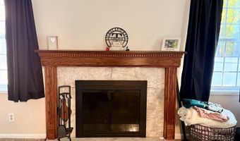 7 Woodstream Dr, Atco, NJ 08004