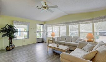 638 Papaya Cir, Barefoot Bay, FL 32976