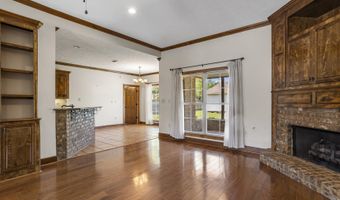 221 Penny Ln, Brandon, MS 39042