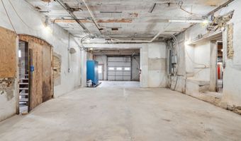 310 SE 2nd, Dyersville, IA 52040