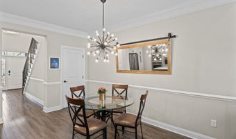 63 Great Hill Dr 63, Bethel, CT 06801