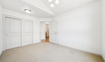 20707 YUKON St, Aurora, OR 97002
