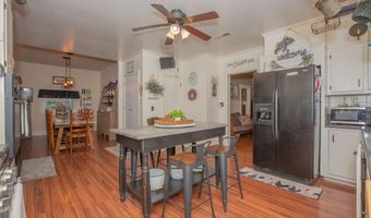 207 N Smith St, Owensville, IN 47665