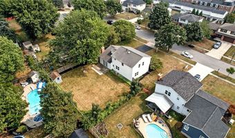 292 Oakbrook Dr, Amherst, NY 14221