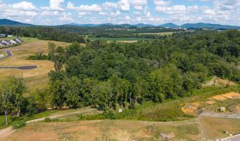 182 Victoria Hill Dr 3, Arden, NC 28704