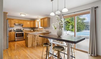 3211 SW 35th St, Ankeny, IA 50023
