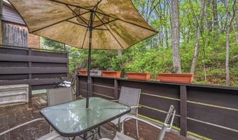 200 Woodmont Ave 118, Bridgeport, CT 06606