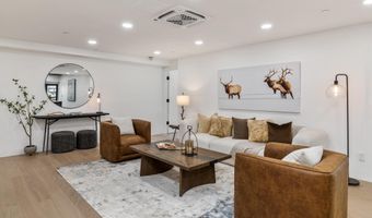 100 W Beaver Creek Blvd 236, Avon, CO 81620