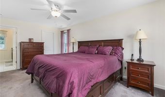 78 Ginger Trl, Coventry, RI 02816