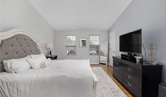 24 Cobblestone Ter, Coventry, RI 02816