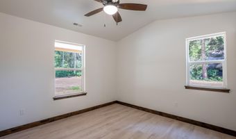 435 Day Break Rd, Bonners Ferry, ID 83805