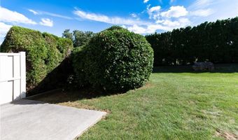 168 Springhouse Rd, Allentown, PA 18104