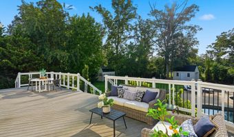 22082 WATER RUN Ct, Ashburn, VA 20148